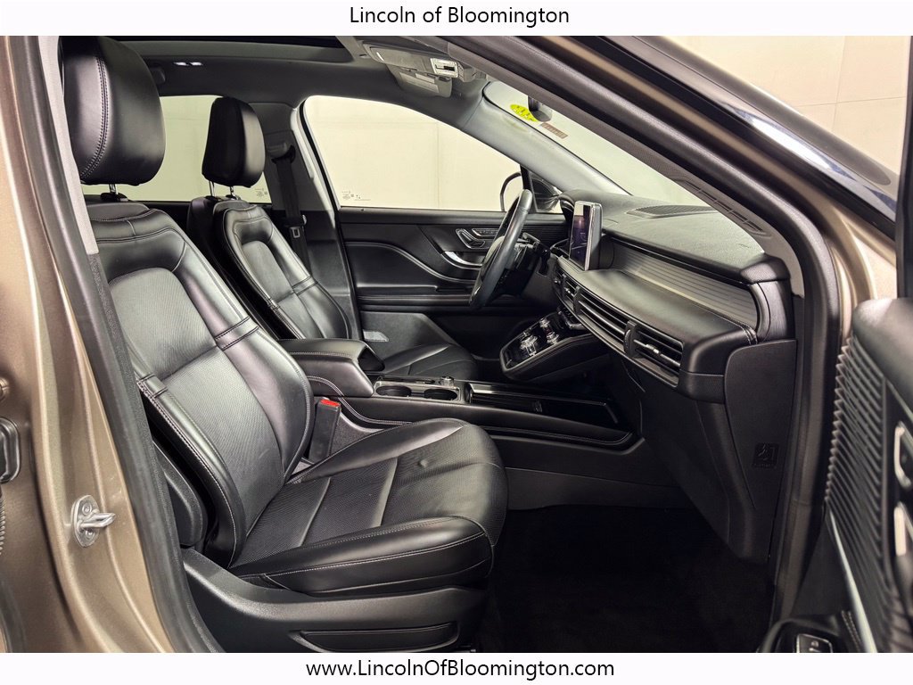 Certified 2021 Lincoln Corsair AWD w/ Premium Package image 10