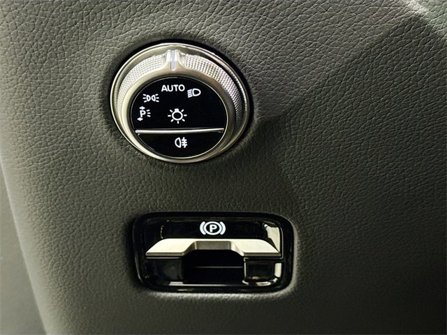 Certified 2025 Mercedes-Benz GLC 300 4MATIC image 10