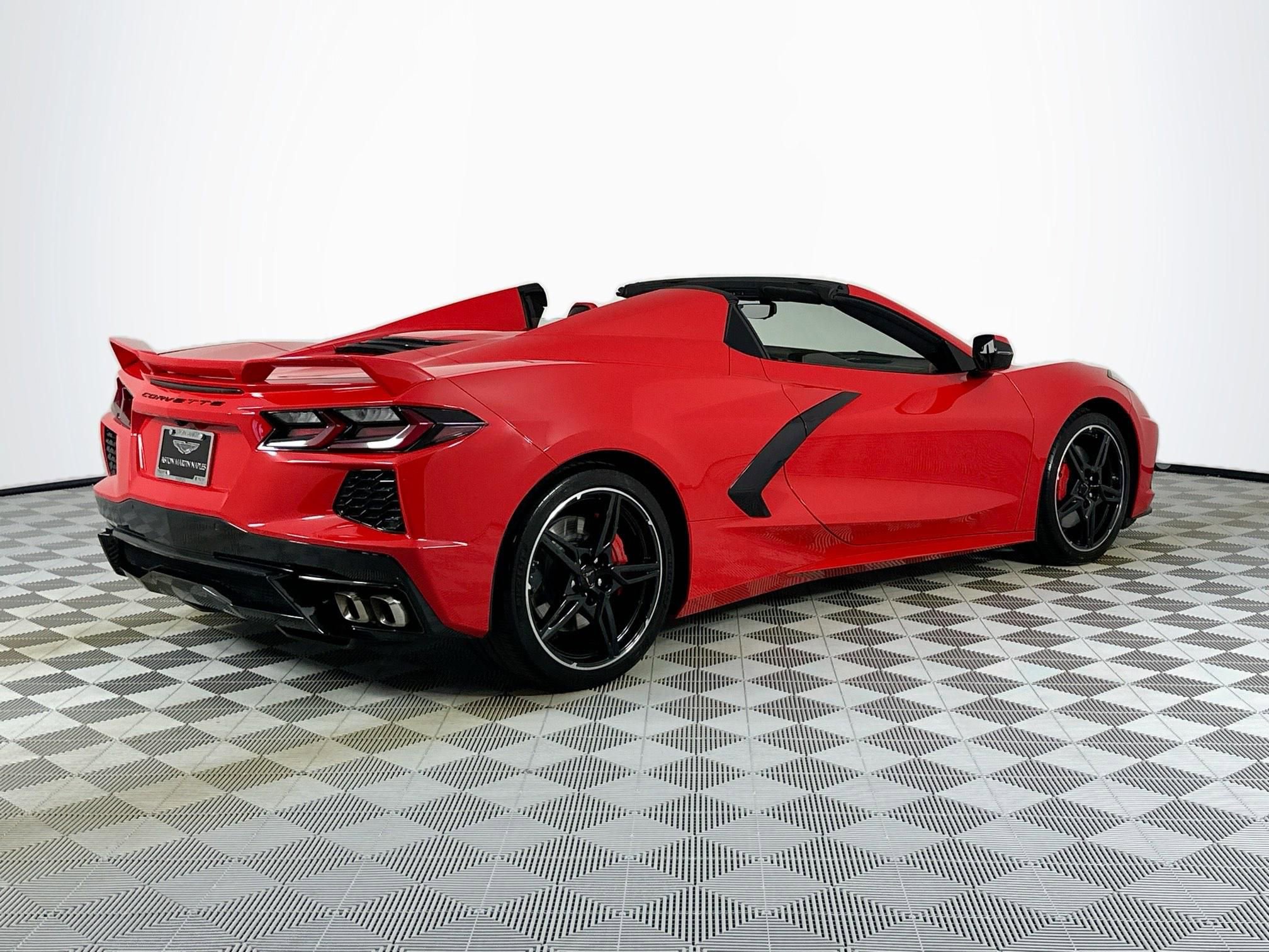 Used 2021 Chevrolet Corvette Stingray Premium Conv w/ Z51 Performance Package image 5