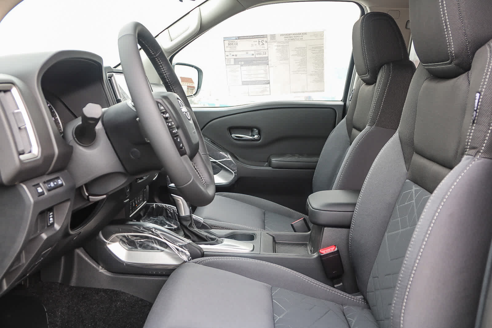 New 2025 Nissan Frontier SV w/ SV Convenience Package RWD image 19