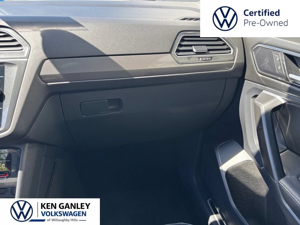 Certified 2024 Volkswagen Tiguan SE R-Line FWD image 17
