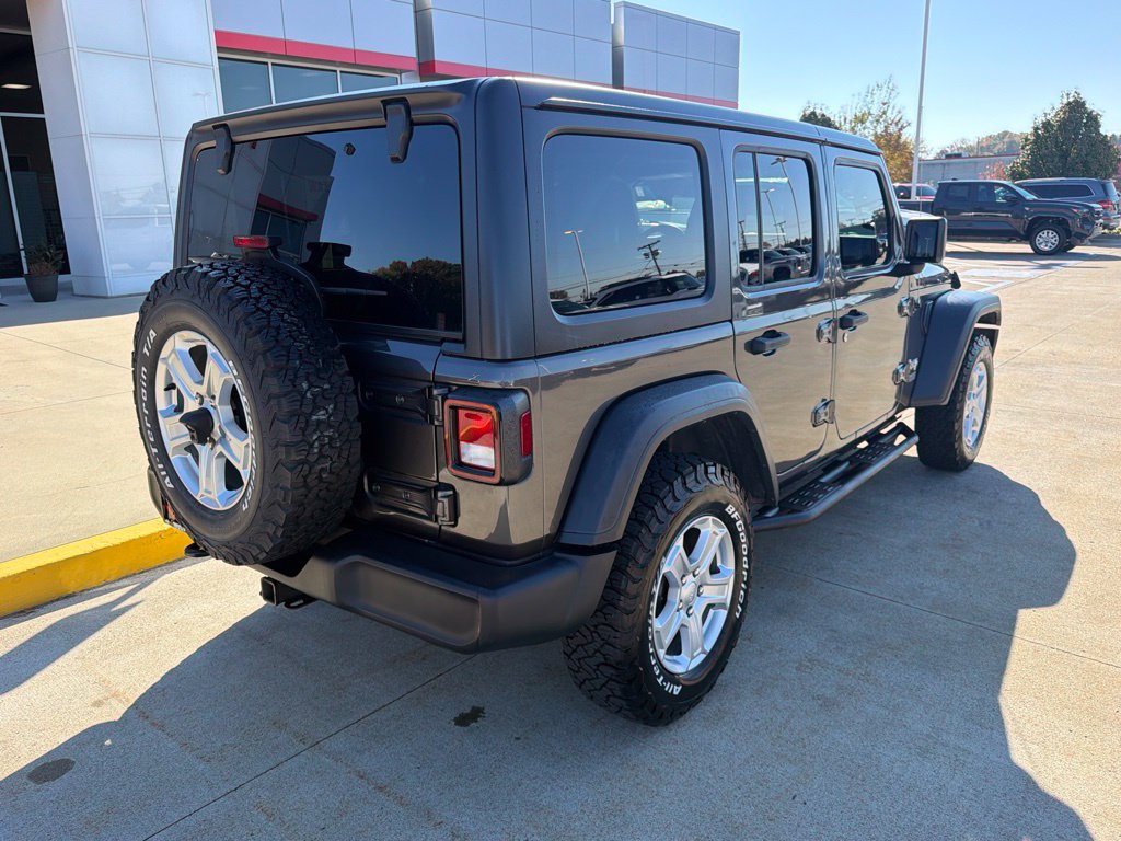Used 2019 Jeep Wrangler Unlimited Sport S AWD/4WD image 4