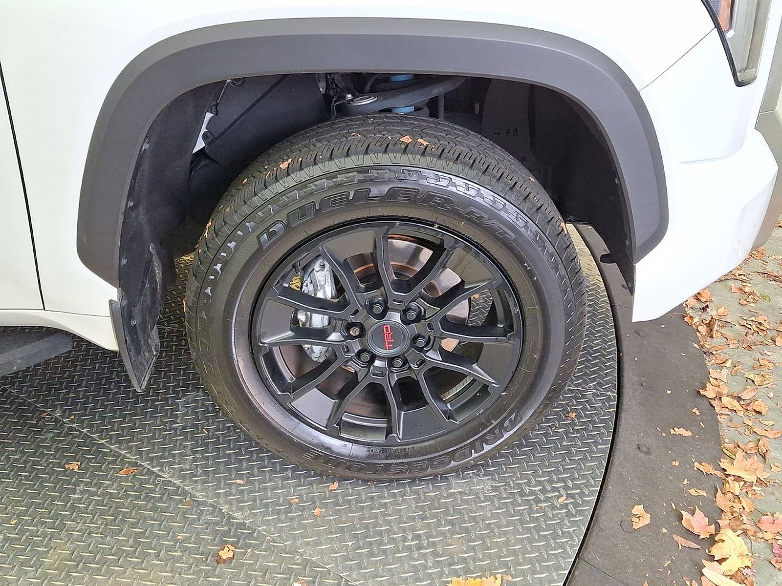 Used 2022 Toyota Tundra Limited w/ TRD Off-Road Package image 27