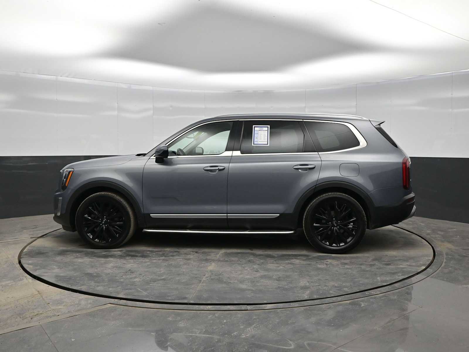 Used 2020 Kia Telluride SX w/ SX Prestige Package image 5