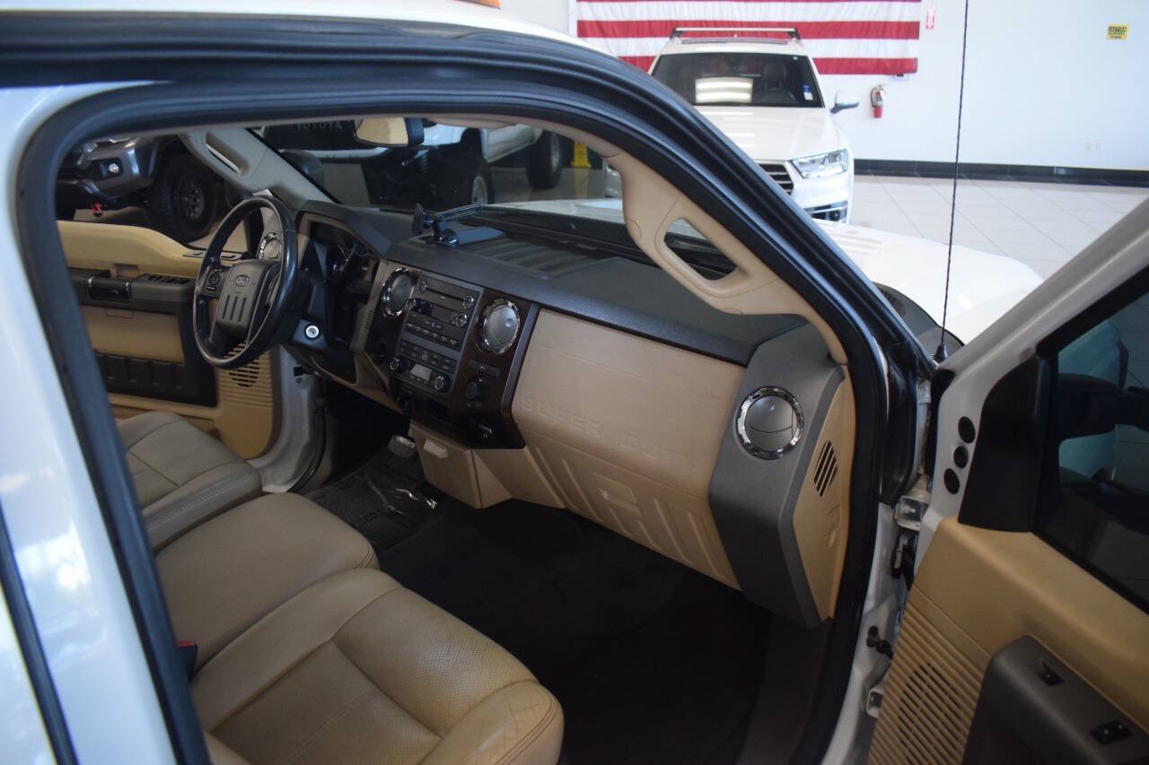 Used 2011 Ford F250 Lariat w/ Lariat Interior Pkg RWD image 41