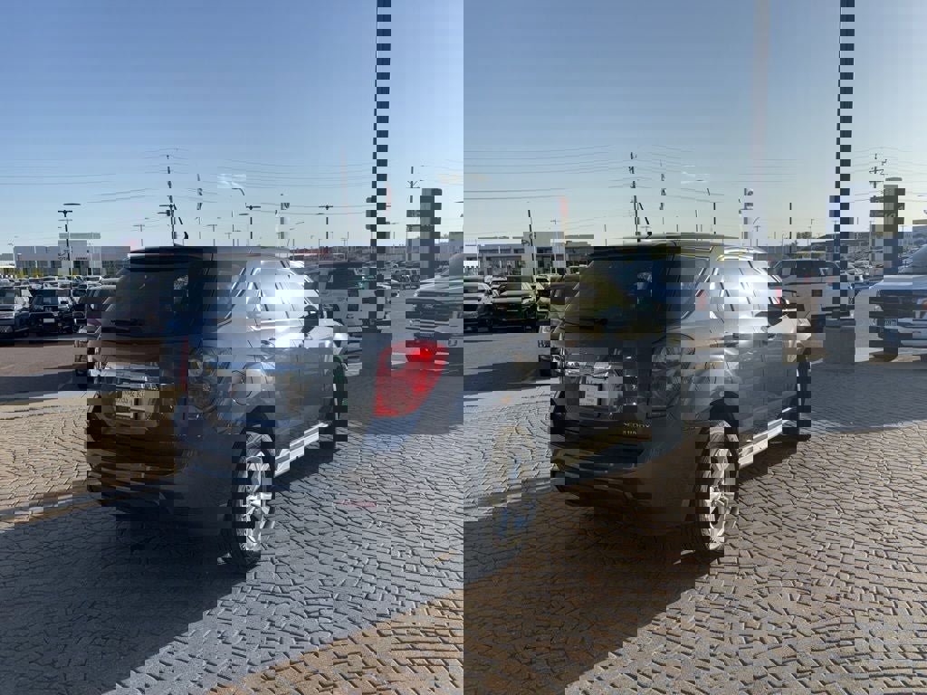 Used 2014 Chevrolet Equinox LS image 5