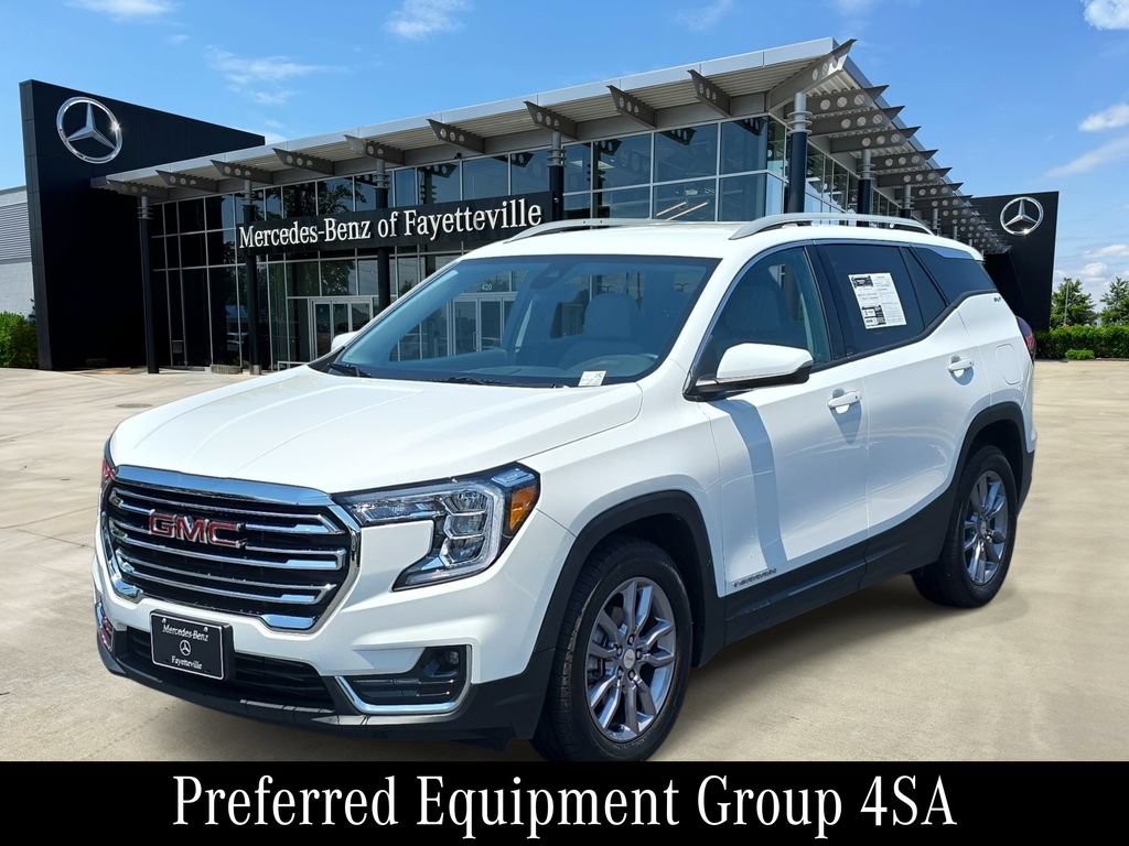 Used 2023 GMC Terrain SLT w/ Infotainment Package II FWD image 1
