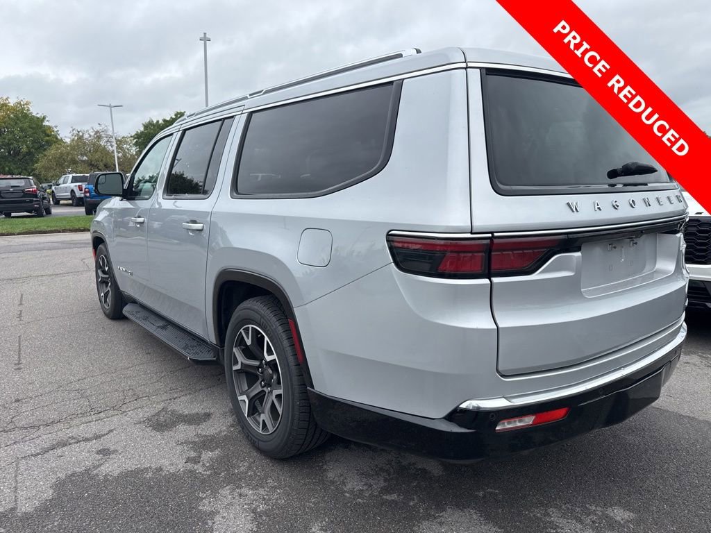 Used 2024 Jeep Wagoneer L Series III w/ Flexible Seating Group image 16