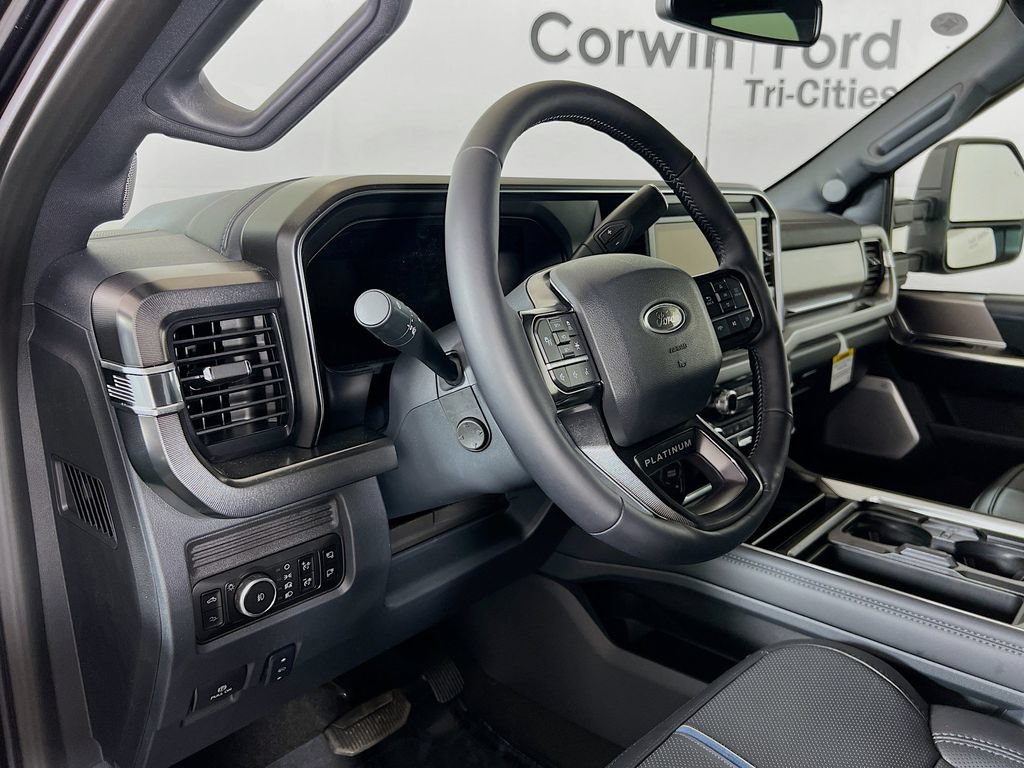 New 2026 Ford F450 Platinum w/ FX4 Off-Road Package AWD/4WD image 3