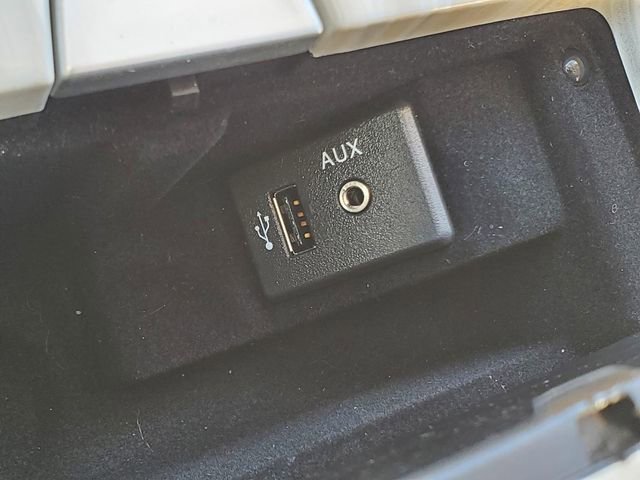 Used 2017 Nissan Murano SV image 26