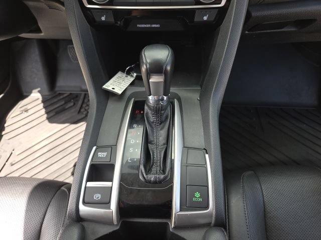 Used 2017 Honda Civic Touring image 29