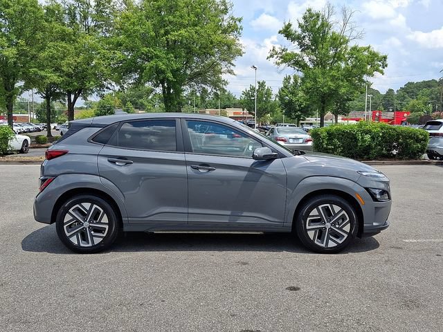 Used 2023 Hyundai Kona SE FWD image 7