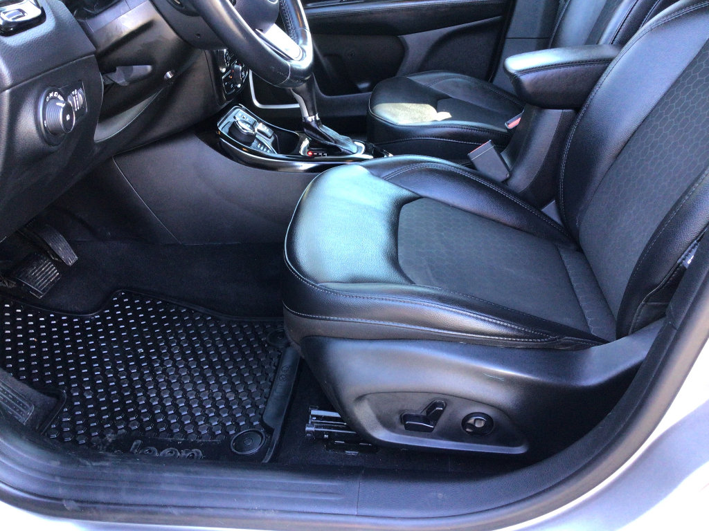 Used 2019 Jeep Compass Altitude image 12
