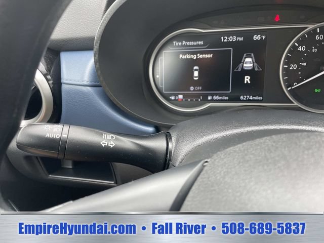Used 2025 Nissan Versa SV w/ Trunk Package FWD image 29
