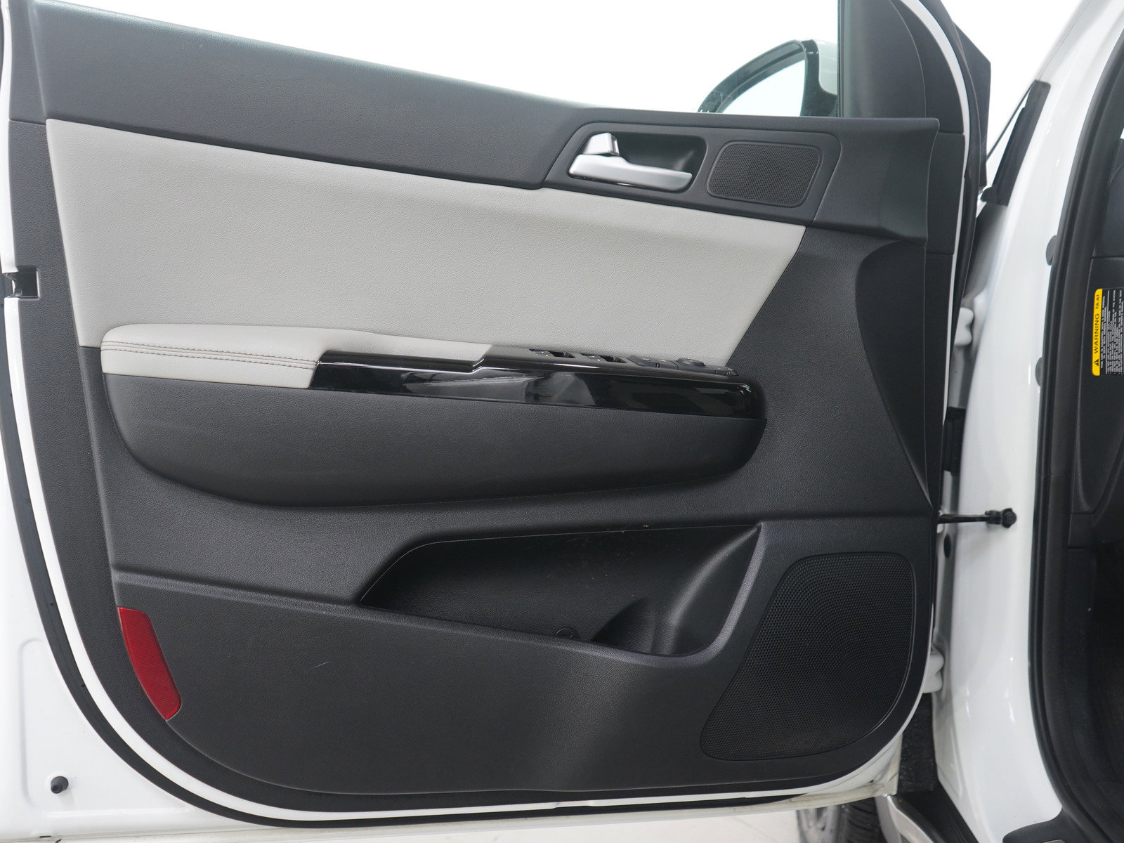 Used 2018 Kia Sportage EX w/ EX Sport Appearance Package image 19