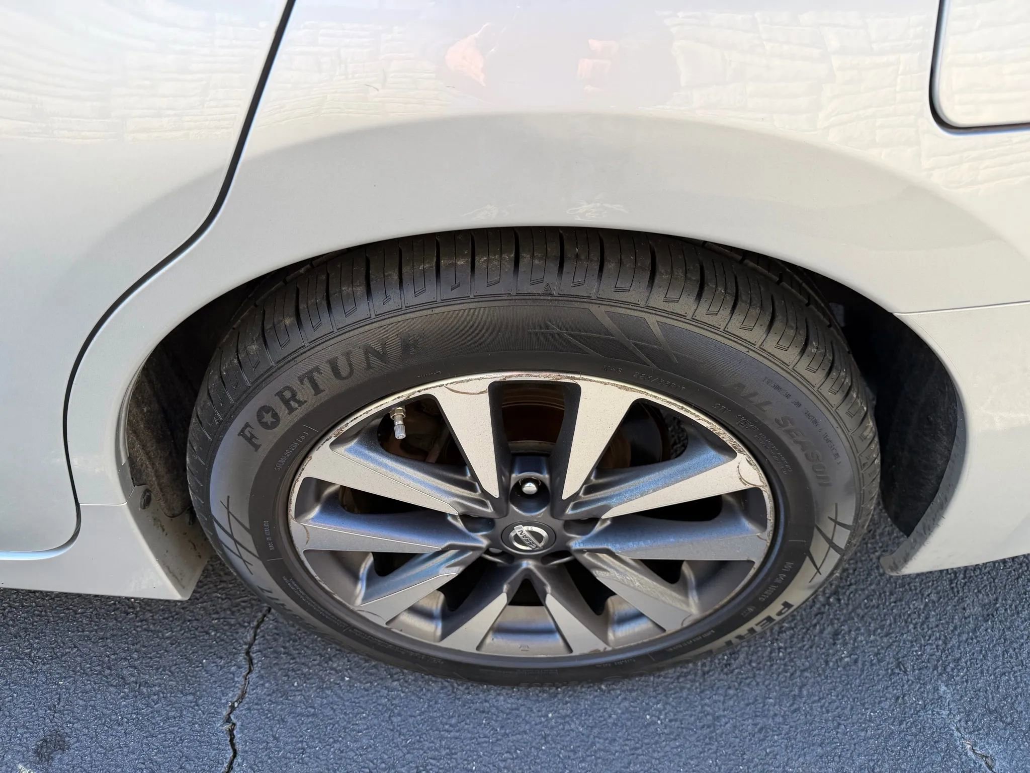 Used 2016 Nissan Altima 2.5 SV FWD image 33