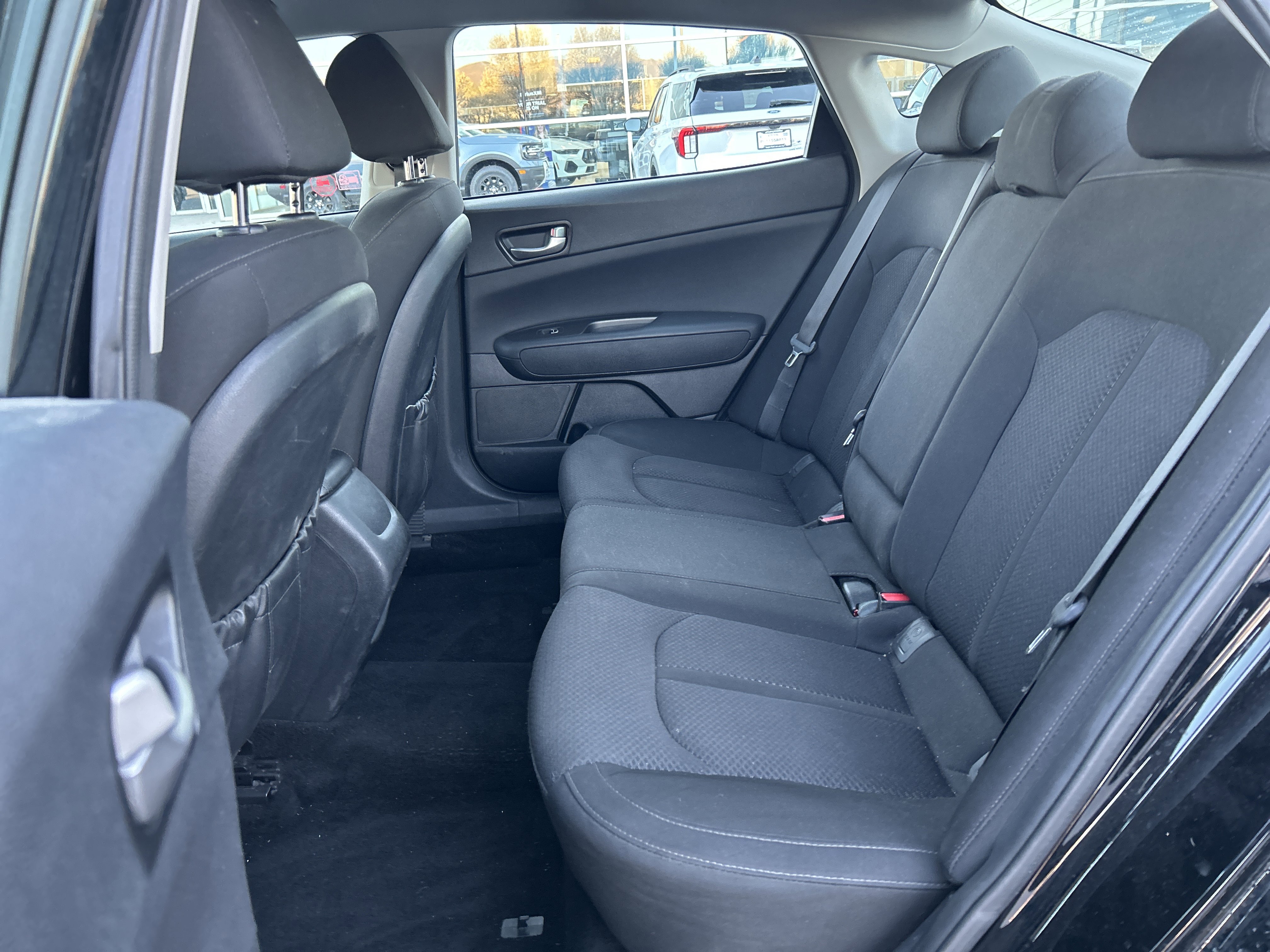 Used 2018 Kia Optima LX w/ 17" Alloy Wheels Package image 25