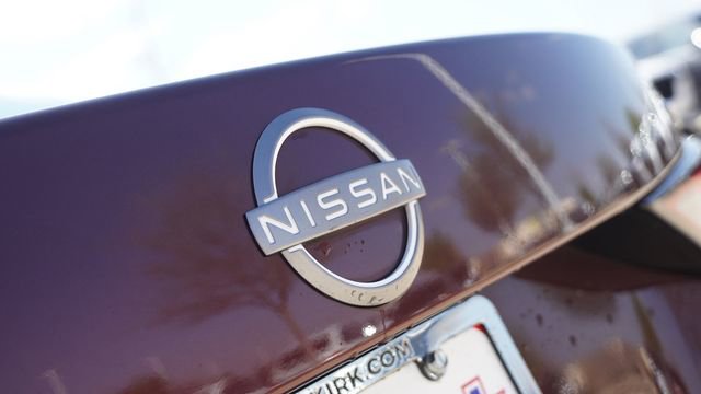 Used 2024 Nissan Sentra SV w/ Trunk Package image 12