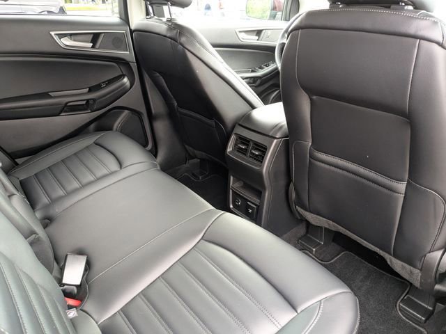 Used 2022 Ford Edge SEL w/ Convenience Package AWD/4WD image 15