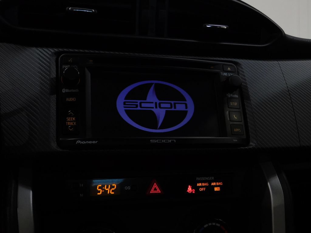 Used 2015 Scion FR-S RWD image 36