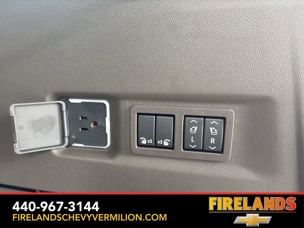 New 2026 Chevrolet Suburban Z71 w/ Comfort Package image 59