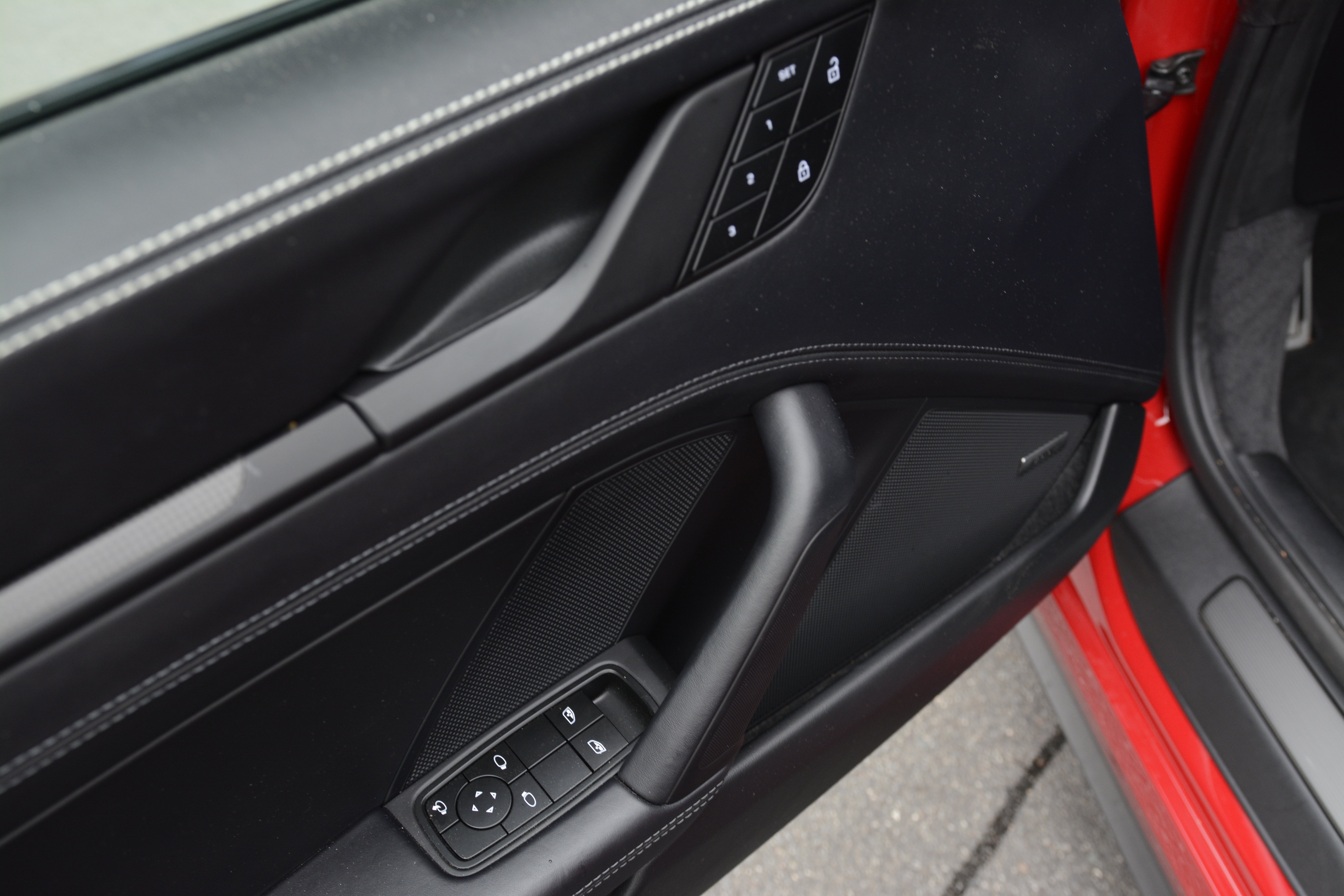 Certified 2024 Porsche 911 Targa 4 GTS AWD/4WD image 13