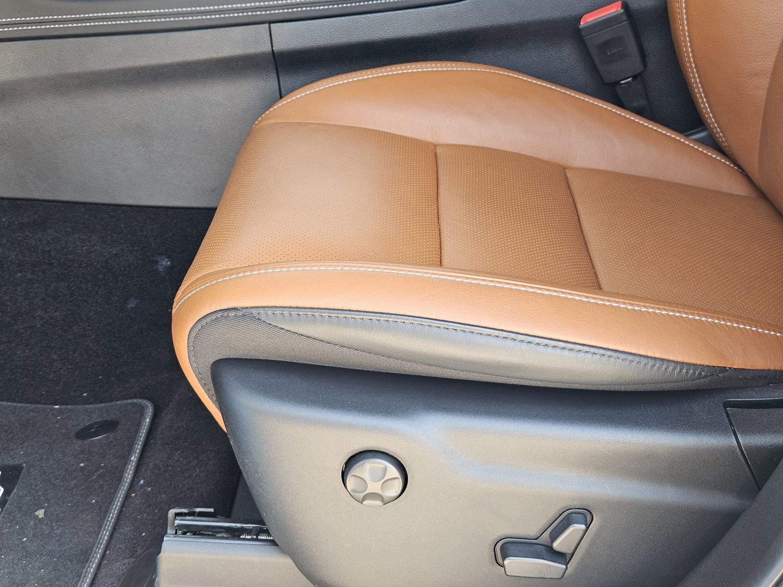 New 2026 Dodge Durango SRT Hellcat w/ Premium Group image 27