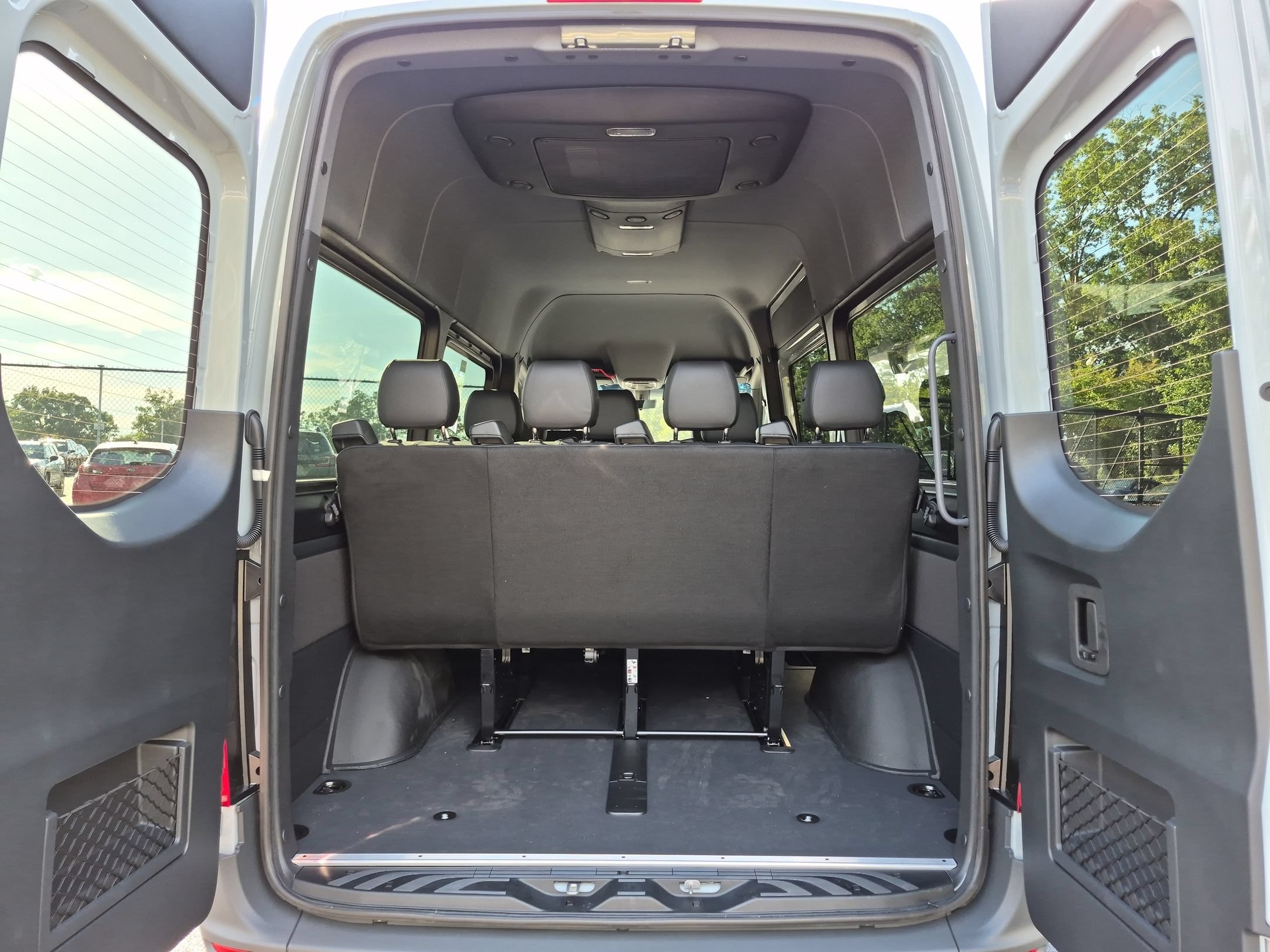 New 2026 Mercedes-Benz Sprinter 2500 image 32