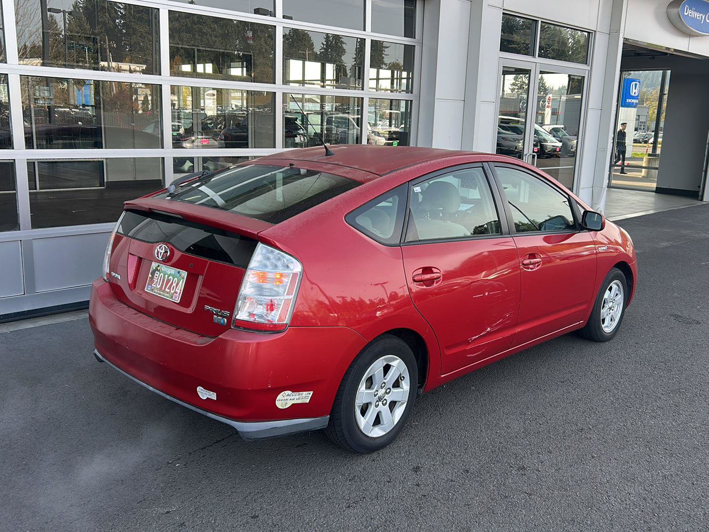 Used 2007 Toyota Prius w/ Pkg 4 FWD image 4