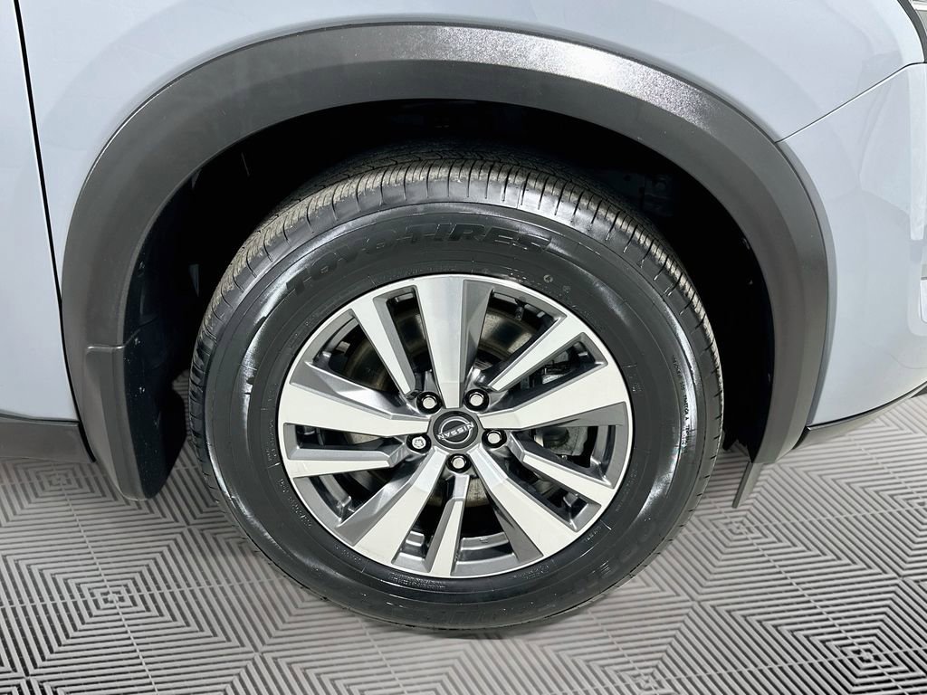 Used 2023 Nissan Pathfinder SL AWD/4WD image 23