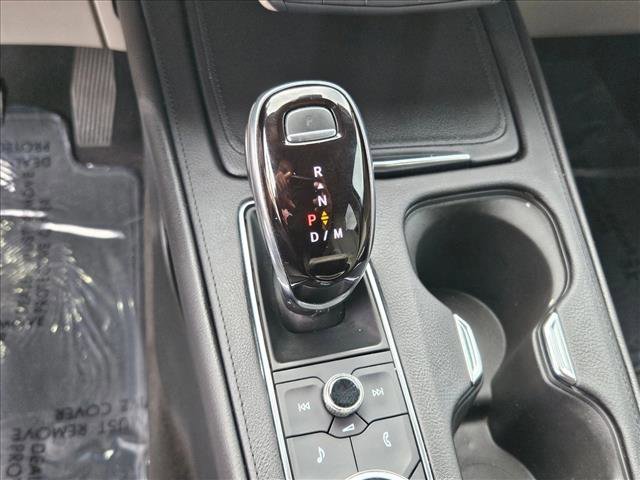 Used 2023 Cadillac XT4 Luxury w/ LPO, Onyx Lite Package image 12