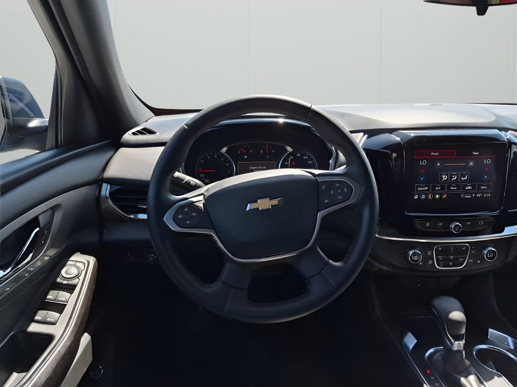 Used 2023 Chevrolet Traverse LT AWD/4WD image 25