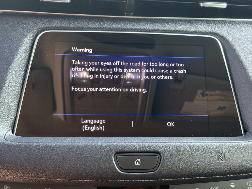 Used 2019 Cadillac XT4 Premium Luxury w/ Cold Weather Package FWD image 24
