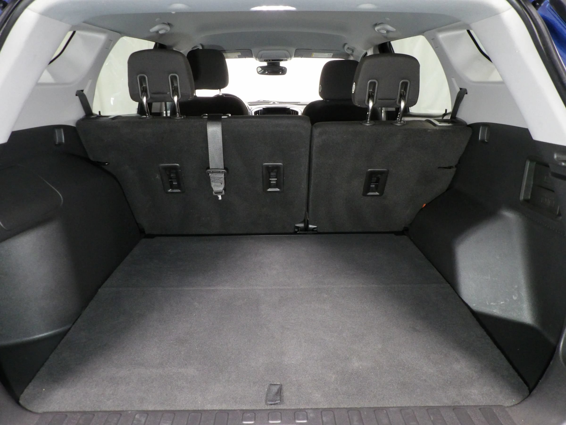 Used 2020 GMC Terrain SLE FWD image 7