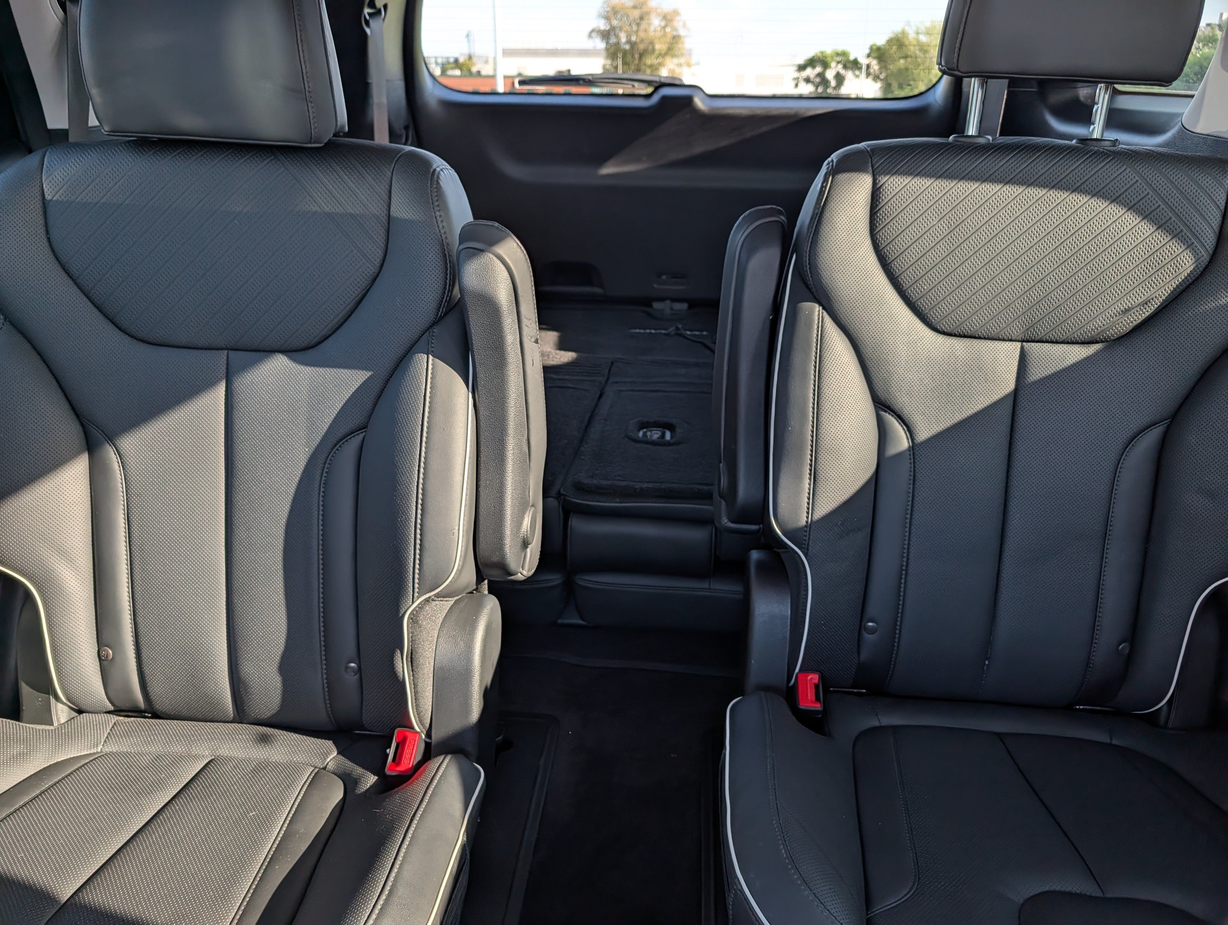 Certified 2024 Hyundai Palisade SEL w/ Premium Package AWD/4WD image 13