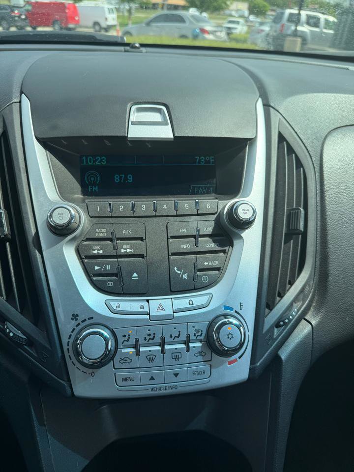 Used 2011 Chevrolet Equinox LT w/ Driver Convenience Package AWD/4WD image 12