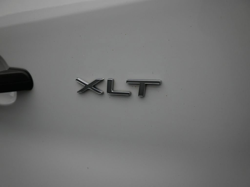 Used 2023 Ford Transit 350 XLT image 37