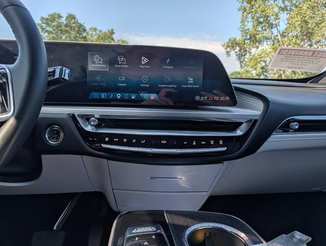 Used 2025 Cadillac Lyriq Sport w/ LPO, Floor Liner Package AWD/4WD image 19