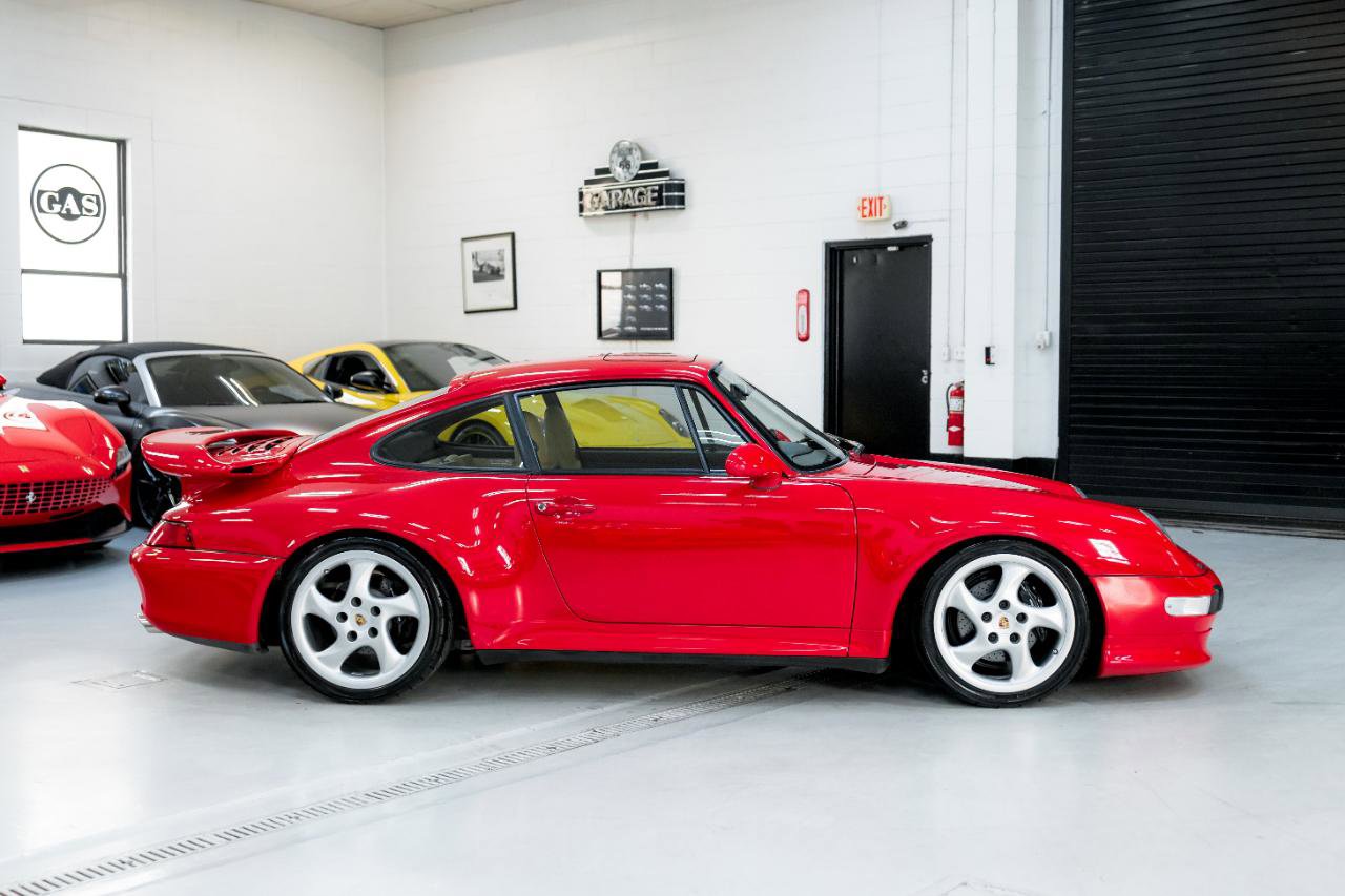 Used 1998 Porsche 911 Carrera image 9