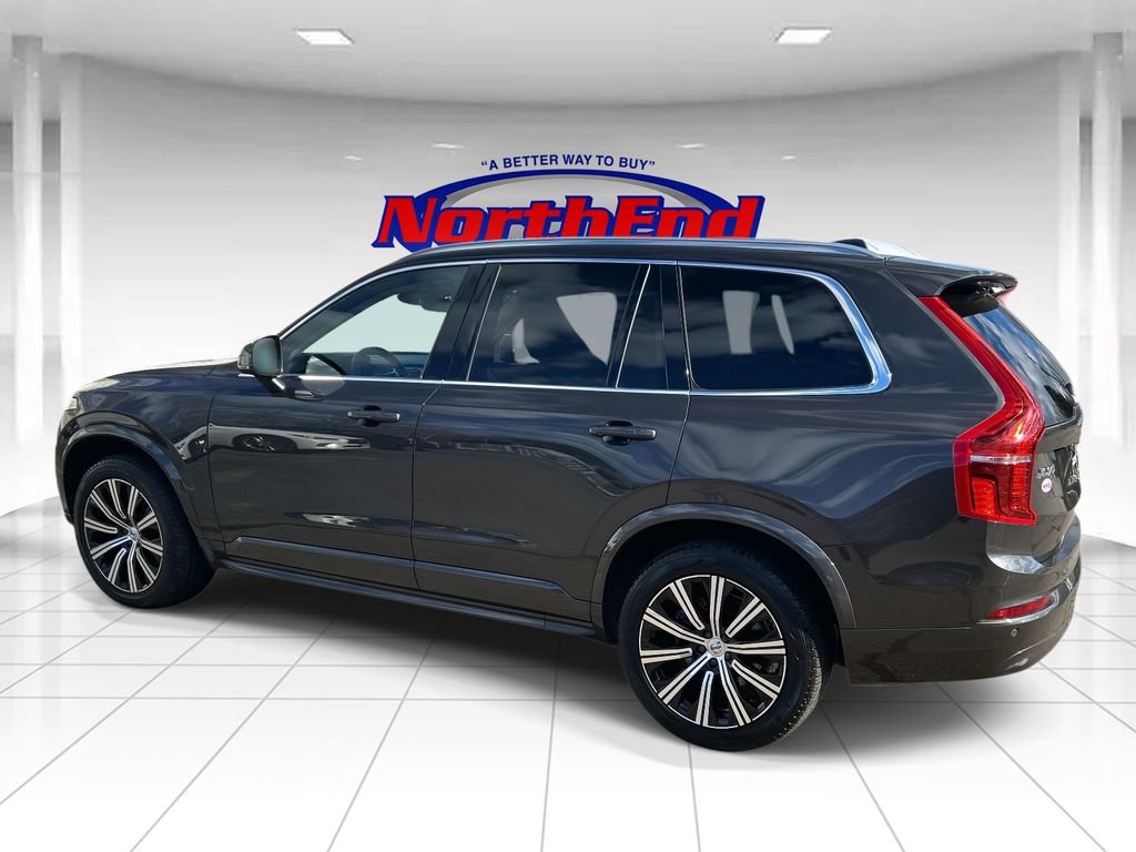 Used 2023 Volvo XC90 B5 Core w/ Climate Package image 5