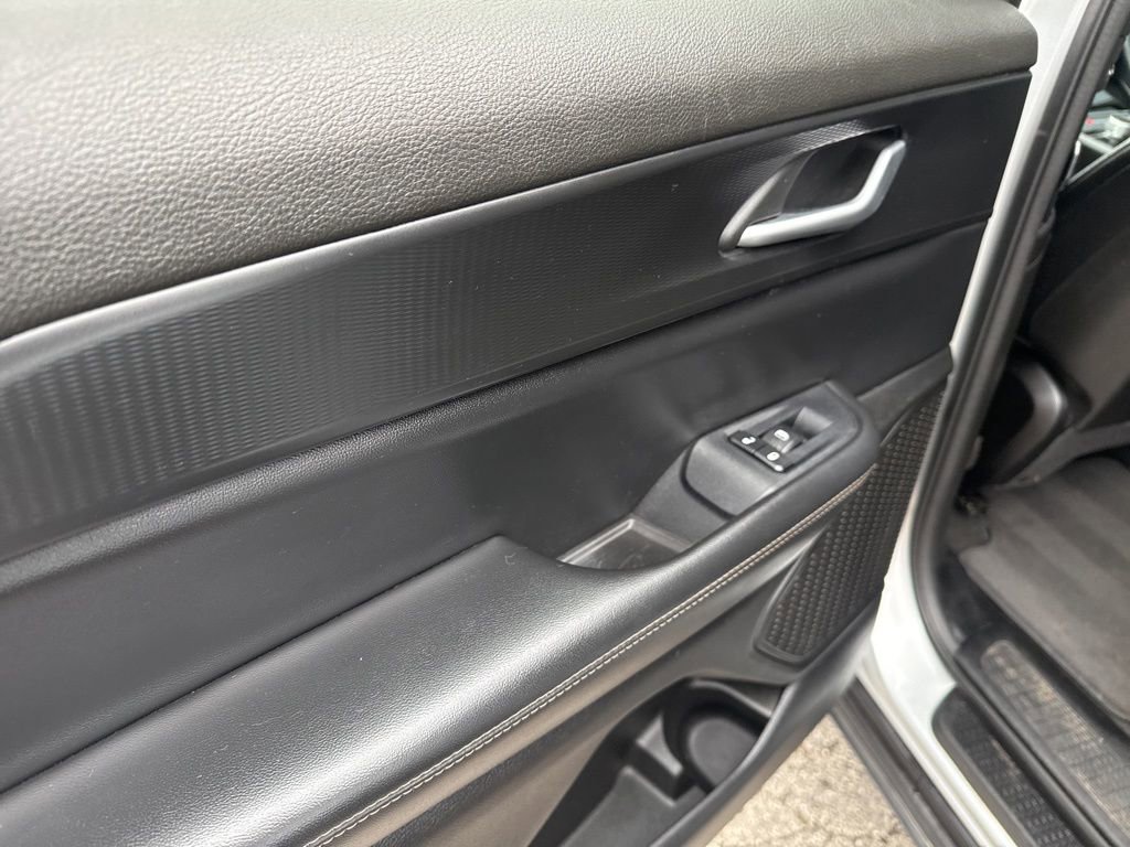 Used 2024 Jeep Grand Cherokee L Altitude image 46