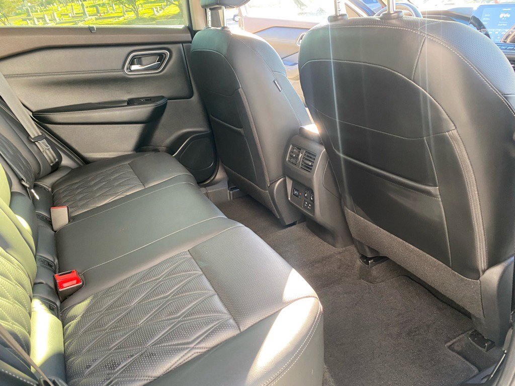 Used 2023 Nissan Rogue Platinum w/ Platinum Premium Package image 41