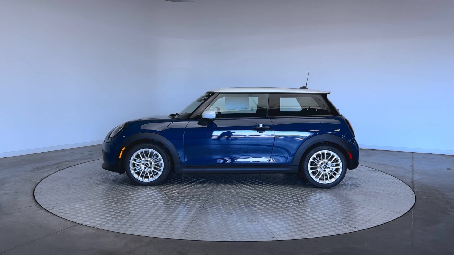New 2026 MINI Cooper S FWD image 5