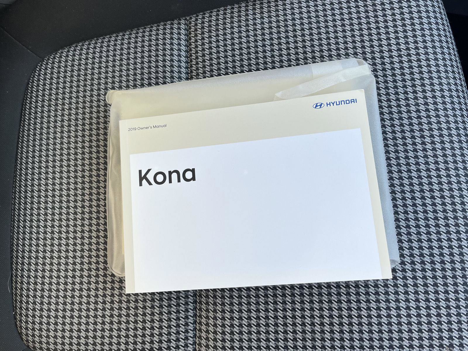 Used 2019 Hyundai Kona SE image 25