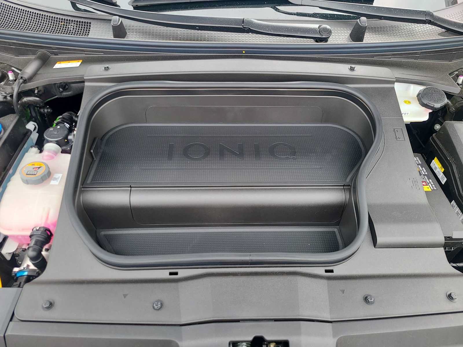 Used 2023 Hyundai Ioniq 6 Limited RWD image 17
