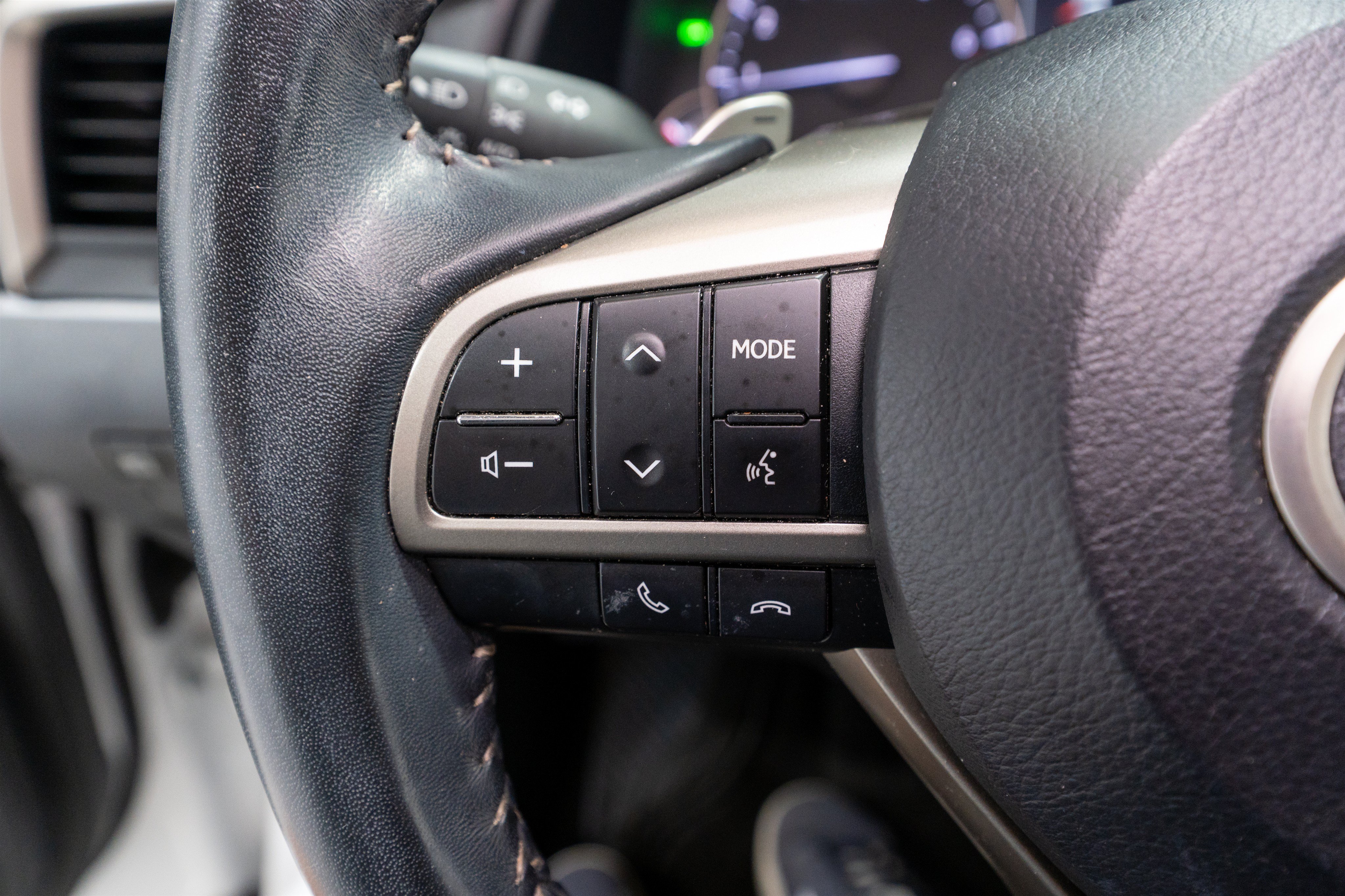 Used 2020 Lexus RX 350 FWD w/ Accessory Package image 27