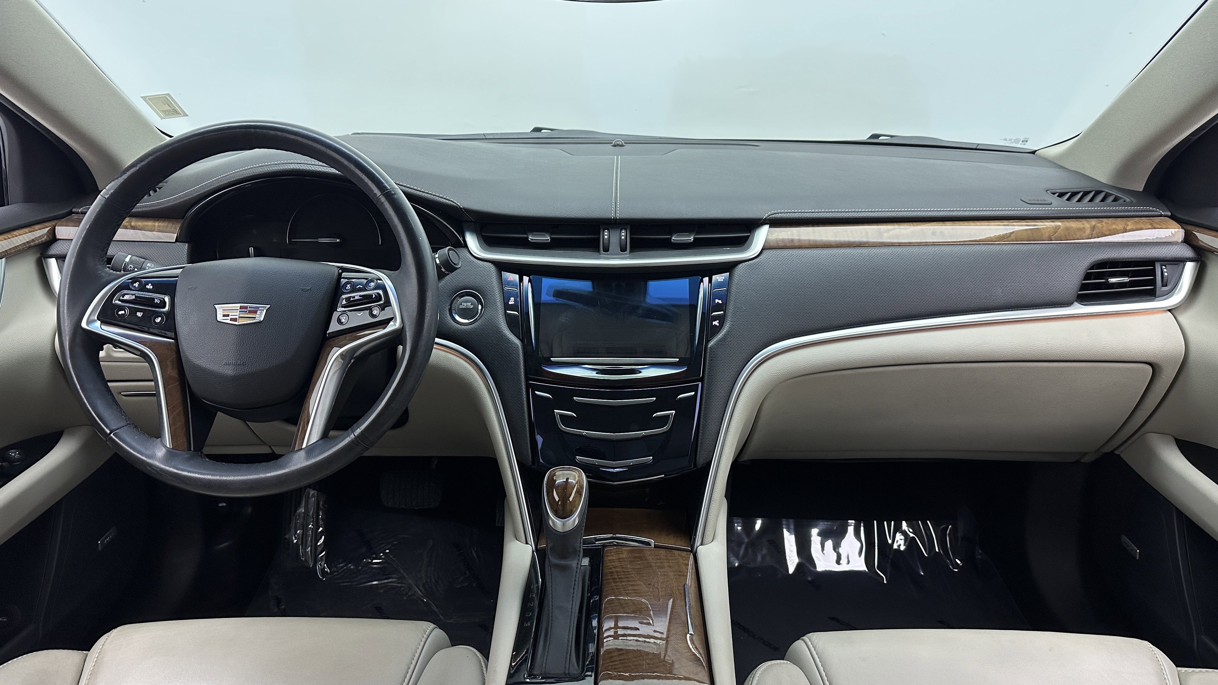 Used 2019 Cadillac XTS Luxury image 24