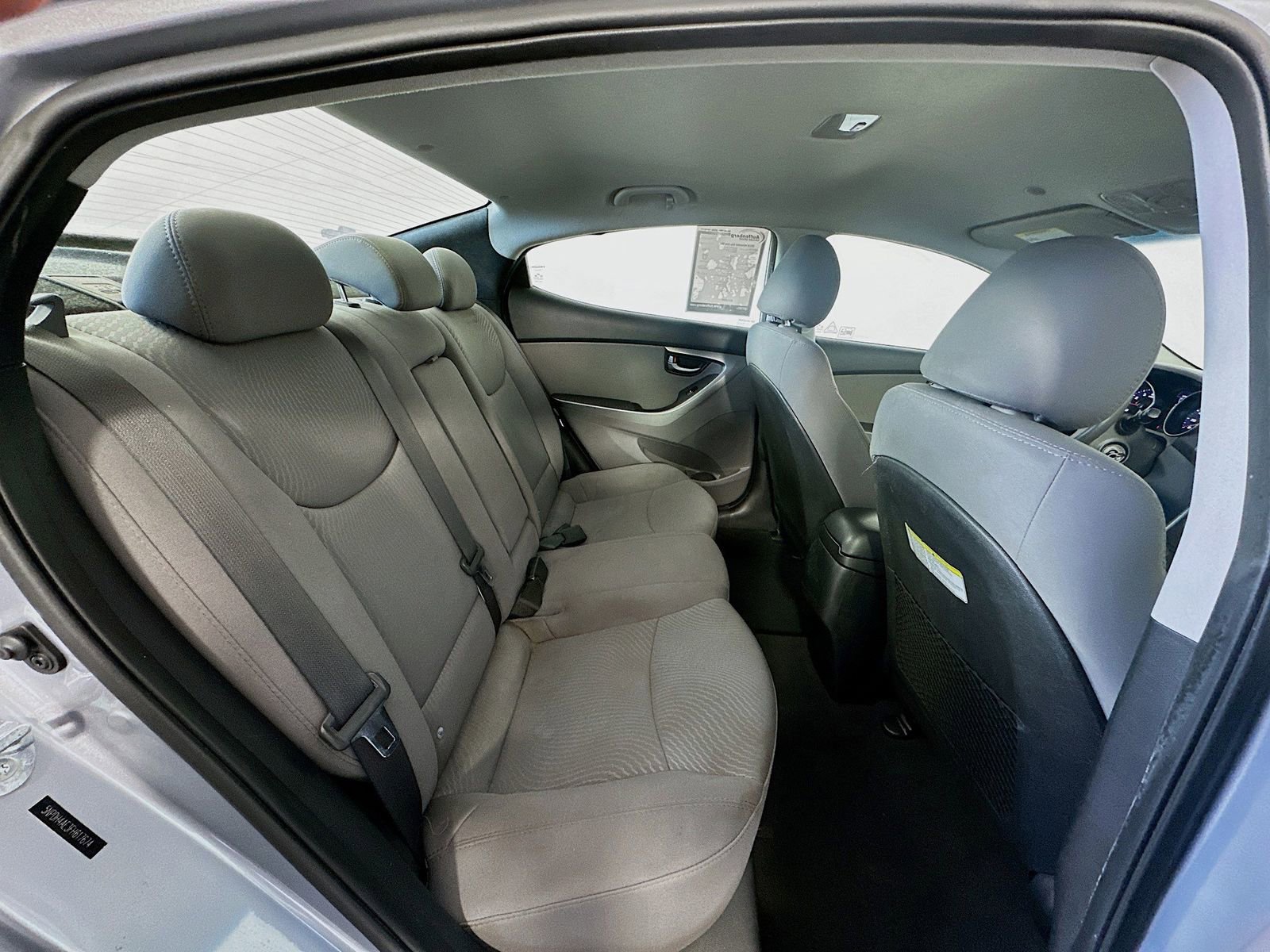 Used 2015 Hyundai Elantra SE w/ Option Group 02 FWD image 24