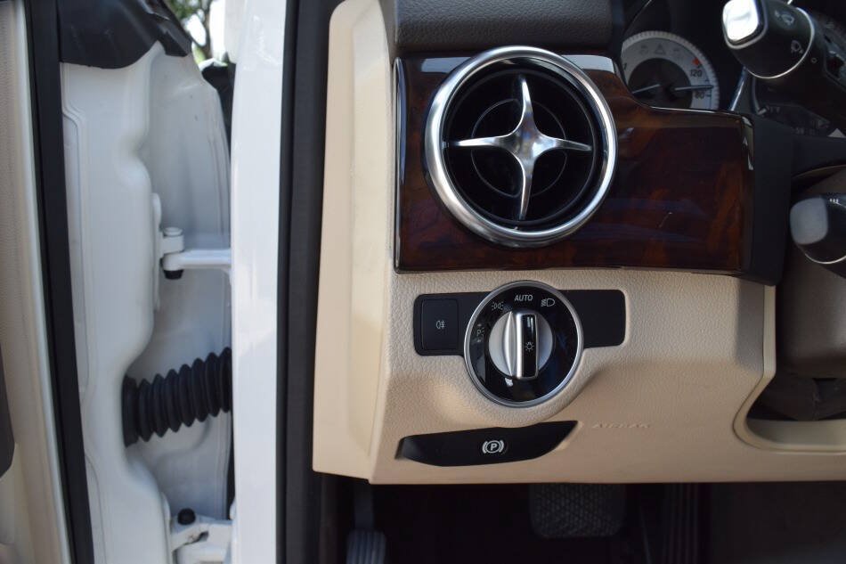 Used 2014 Mercedes-Benz GLK 250 BlueTEC 4MATIC image 68