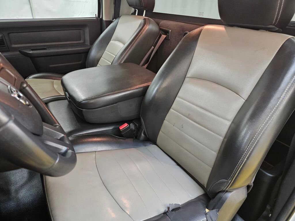Used 2012 RAM 1500 ST RWD image 16